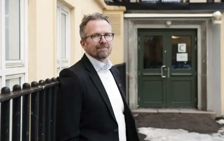 Kommunekommisjonens forslag om å fjerne lærernormen vil gjøre tilbudet til skoleelever dårligere, sier leder i Utdanningsforbundet Geir Røsvoll. Foto: Utdanningsforbundet