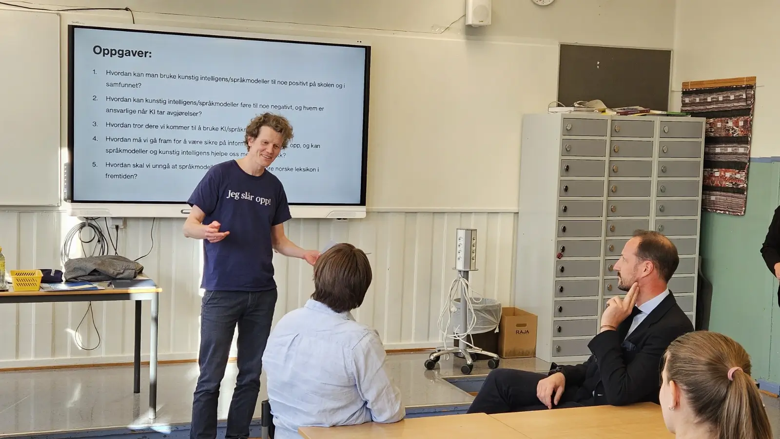 kronprins haakon deltok i undervisning om ki og kildekritikk 2