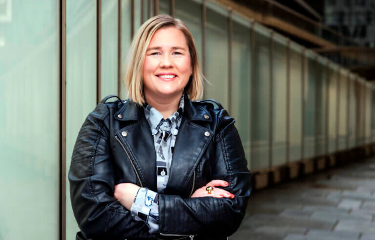 Marte Ingul, konserndirektør for samfunn og kommunikasjon, er ansvarlig for prosjektet som gir unge gratis tilgang til Amedias aviser. Ihne Pedersen/ Amedia