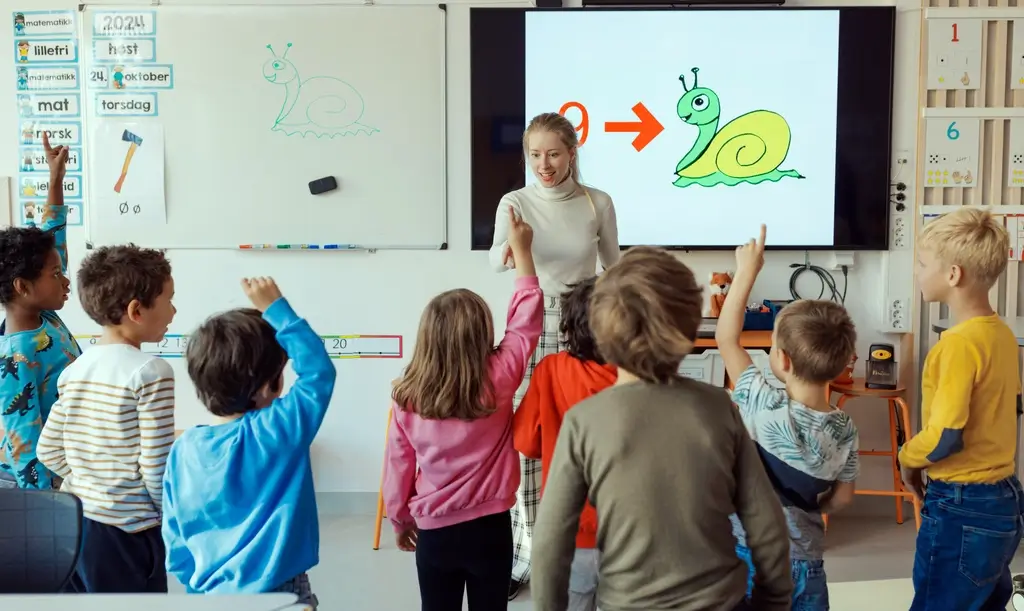 barneskole laerer underviser elever
